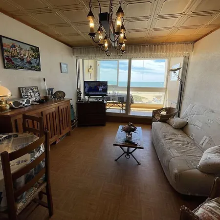 St Jean De Monts : T2 En Bord De Mer Avec Balcon, Parking Et 6 Couchages - Fr-1-224c-247 شقة